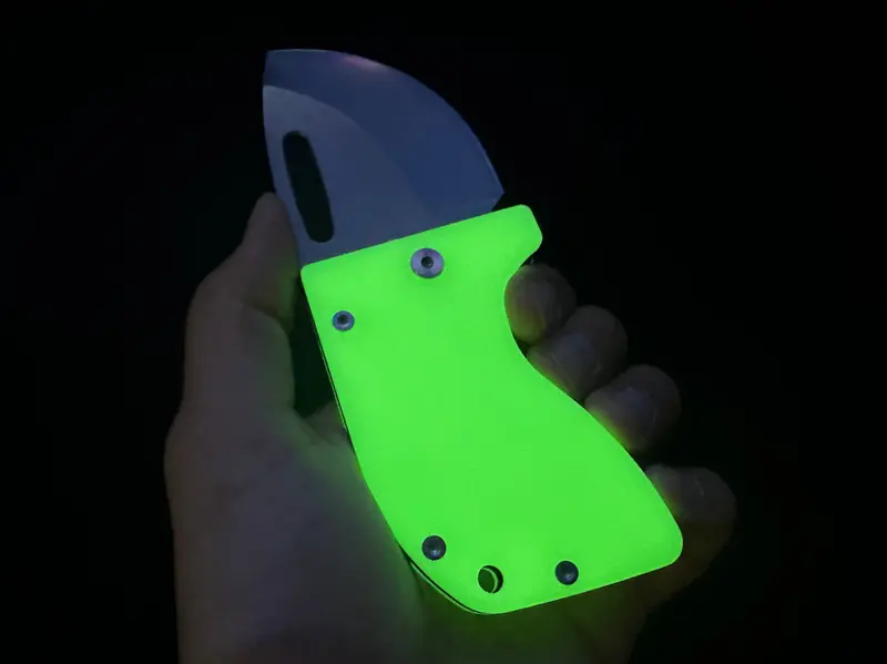 D2 Re-Action Titanium Folding Knife – Ugm Glow Edition 1