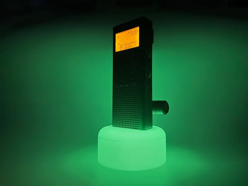 Glow Gp Desk Pod – Compatible With Gp-5, Gp-7, Pl-360 & Pl-365 Radios 1