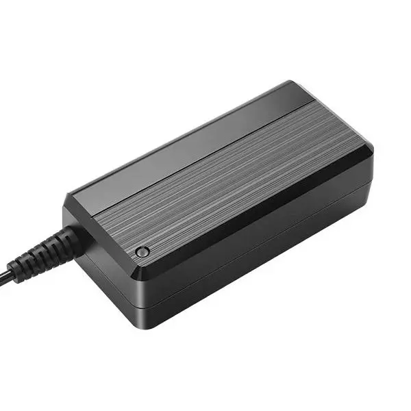Huntkey Esiii 65W Universal Ac Adapter 1