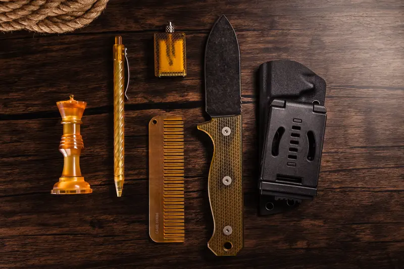 R4A D2 Fixed-Blade Knife – Ultem Handle Tactical Edition 1